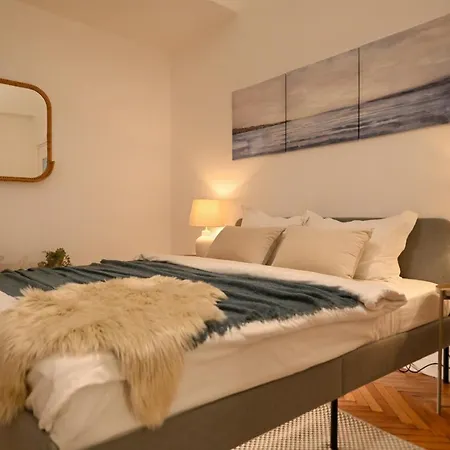 Modern Calea Victoriei 1br Apt: Explore *